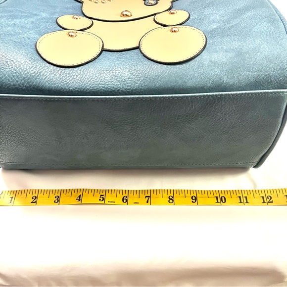 Winking Bear Crossbody and Wristlet Wallet 3 Piece Bundle - New - Picture 9 of 16